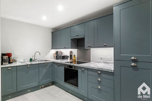 Photo 1- click for photo gallery